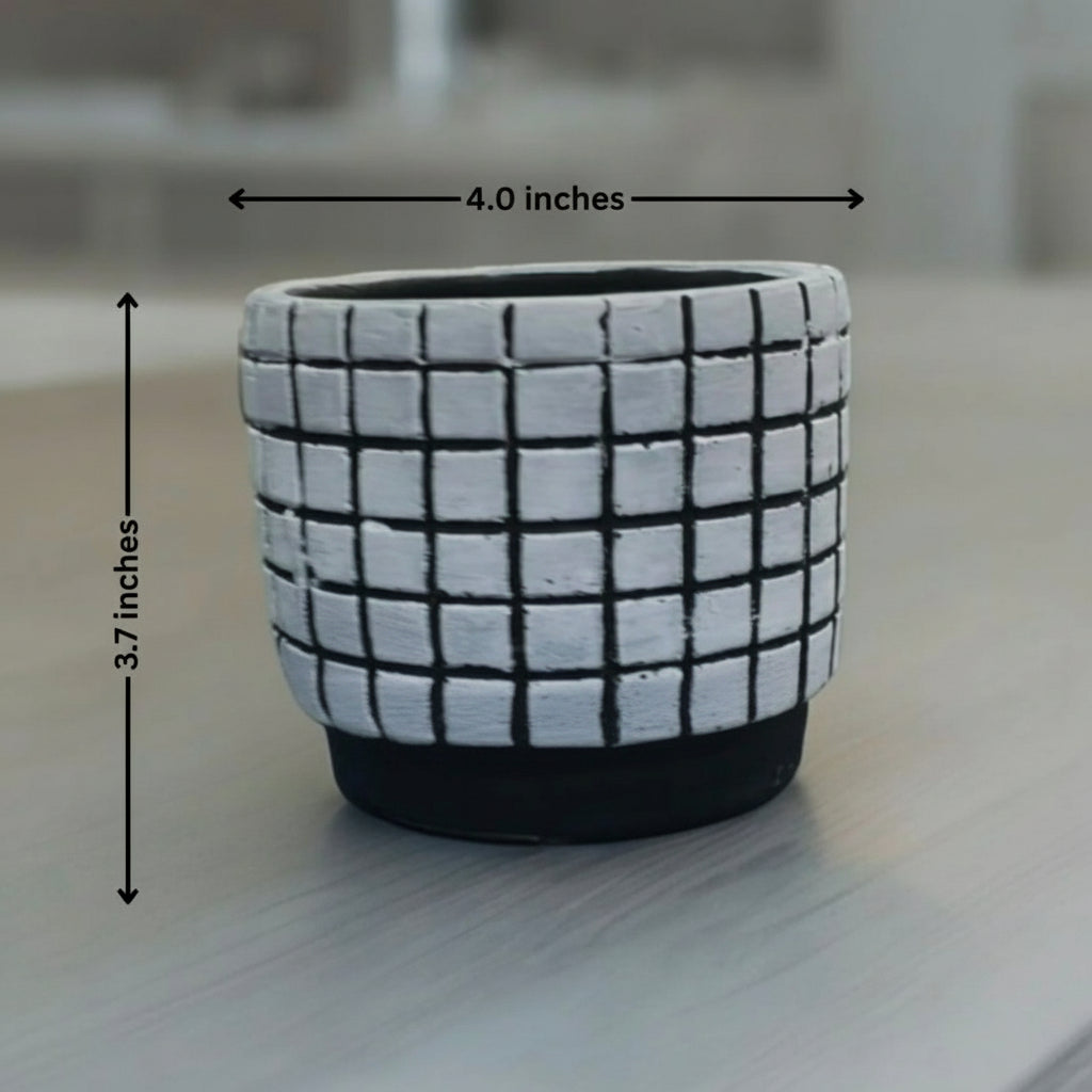 GRID CERAMIC PLANTER