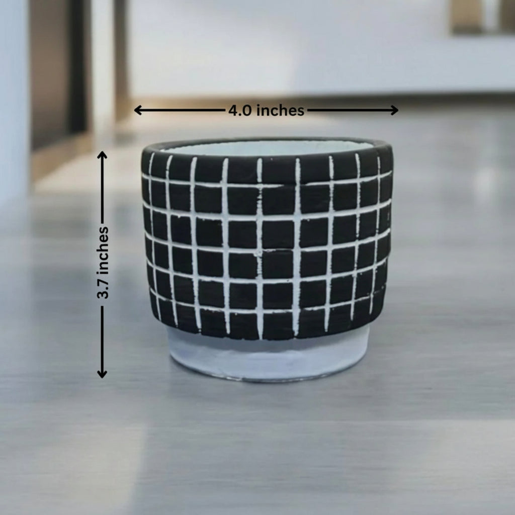 GRID CERAMIC PLANTER